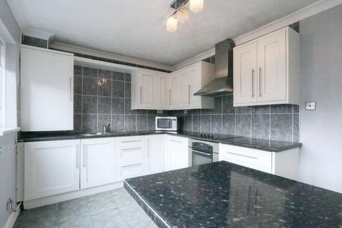 2 bedroom semi-detached house to rent, Moorgate, Middlesbrough, TS6