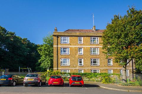 3 bedroom flat for sale, Valley Grove, Charlton, London, SE7