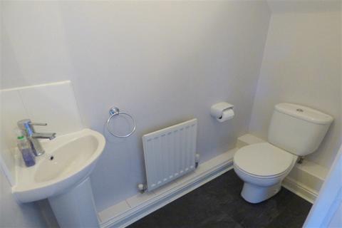 3 bedroom house to rent, Kingswood, Warrington WA5