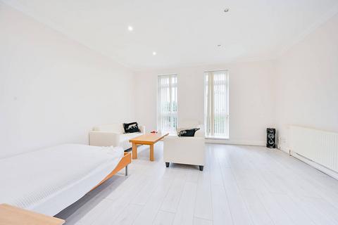 2 bedroom flat for sale, Creffield Road, Ealing, London, W5