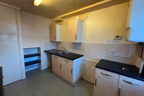 2 bedroom flat for sale, Victor Court, Hornchurch, Essex