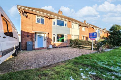 3 bedroom semi-detached house for sale, Barbridge Road, Bulkington