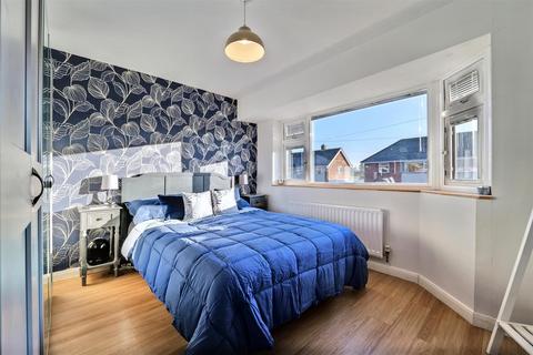 66 Barbridge Road, Bulkington, Bedworth, CV12 9PD
