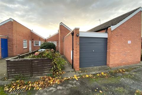 2 bedroom bungalow for sale, Southfield Terrace, Off MillgateNewark, Newark, Notts, NG24