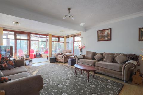 5 bedroom detached bungalow for sale, Stallington Road, Blythe Bridge