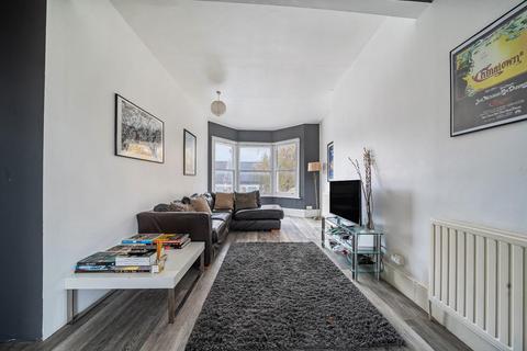 180c Tressillian Road, London, SE4 1XY