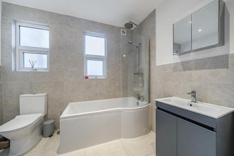 180c Tressillian Road, London, SE4 1XY