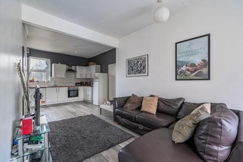 180c Tressillian Road, London, SE4 1XY