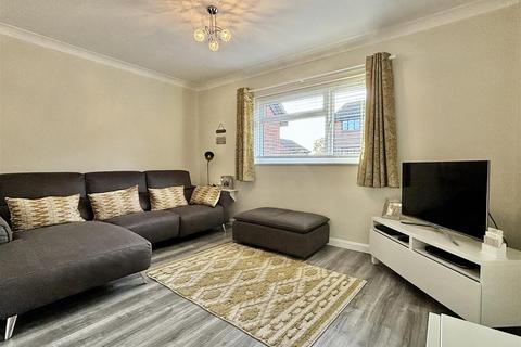 1 bedroom flat for sale, Clover Drive, Poole BH17