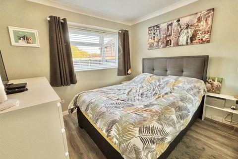 1 bedroom flat for sale, Clover Drive, Poole BH17