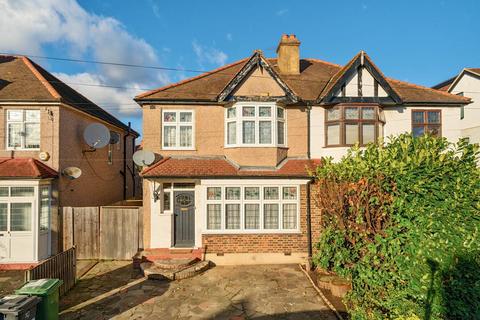 23 Selworthy Road, London, SE6 4DP