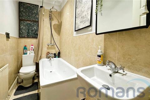 10 Ash Road, Aldershot, GU12 4EZ
