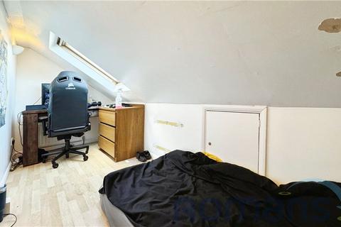 10 Ash Road, Aldershot, GU12 4EZ