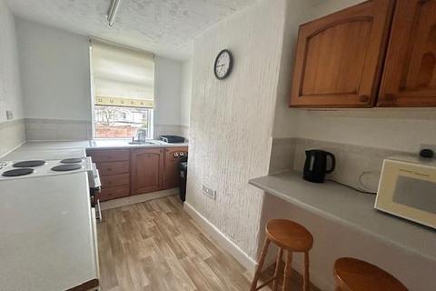 2 bedroom flat to rent, High Street, Harborne, Birmingham