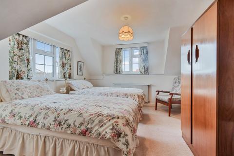 16 Algarth Road, York, YO31 1HA