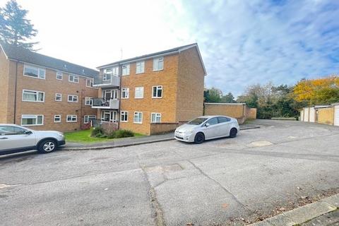 3 bedroom apartment for sale, Gooden Court, Harrow