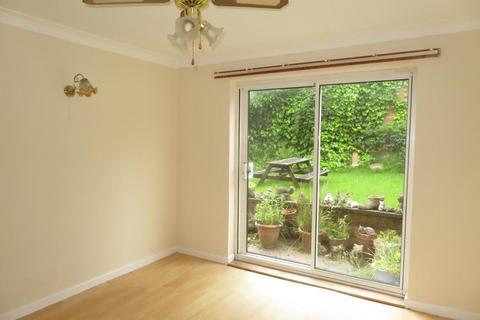 3 bedroom semi-detached house to rent, The Croftway, Birmingham, West Midlands, B20