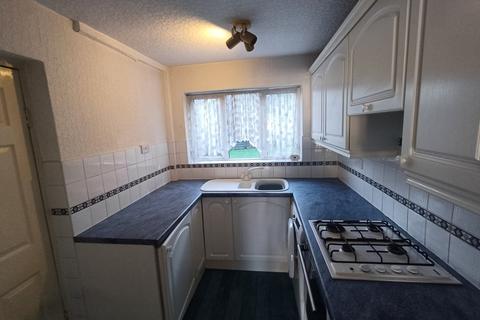 3 bedroom semi-detached house to rent, The Croftway, Birmingham, West Midlands, B20