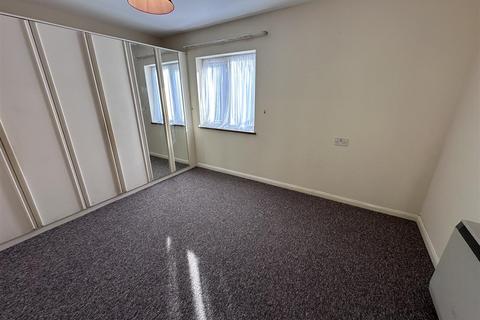 1 bedroom flat to rent, Brackendale, Hastings