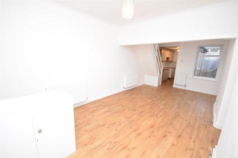 2 bedroom terraced house to rent, Silverlea Avenue, Wallasey