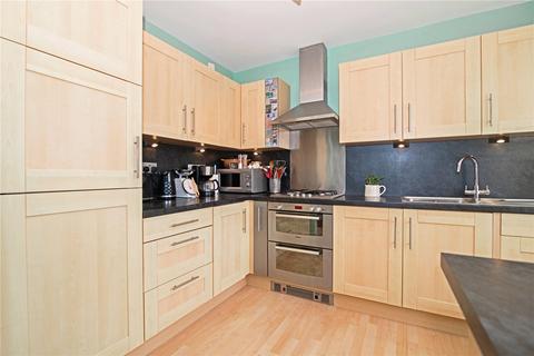 4 bedroom house for sale, Langwood Chase, Teddington, TW11