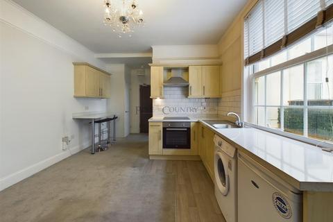 1 bedroom terraced house for sale, Be In Your New Home For Xmas, Well Priced Apartment