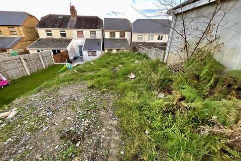 3 bedroom detached house for sale, Gordon Road, Llanelli