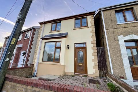 3 bedroom detached house for sale, Gordon Road, Llanelli