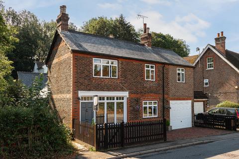 Mid Street, South Nutfield