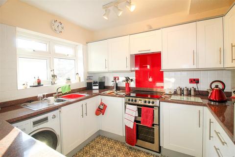 3 bedroom semi-detached house for sale, Moorside Avenue, Ripon