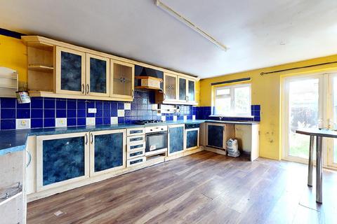 3 bedroom end of terrace house for sale, 104 Second Avenue, Dagenham