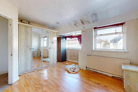 3 bedroom end of terrace house for sale, 104 Second Avenue, Dagenham