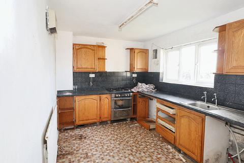 2 bedroom end of terrace house for sale, 1 Manston Court Road, Manston, Ramsgate