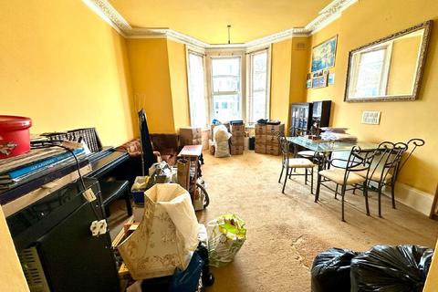 1 bedroom flat for sale, Flat 2, 46 Mount Pleasant Road