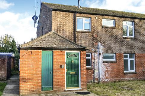 2 bedroom ground floor flat for sale, 1 Retreat Gardens, Crowmarsh Gifford, Wallingford