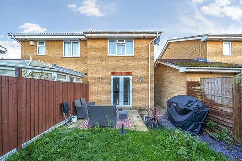 2 bedroom semi-detached house for sale, Slough,  Berkshire,  SL1