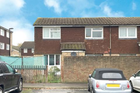 2 bedroom end of terrace house for sale, 1 Medway Close, Croydon