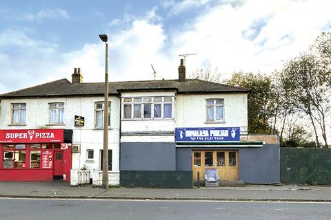 Shop for sale, 363-365 Victoria Avenue, Southend-On-Sea