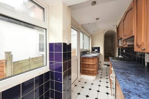 3 bedroom terraced house for sale, 10 Garden Road, Folkestone