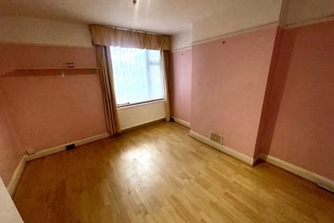 2 bedroom flat for sale, 824(A) London Road, North Cheam, Sutton