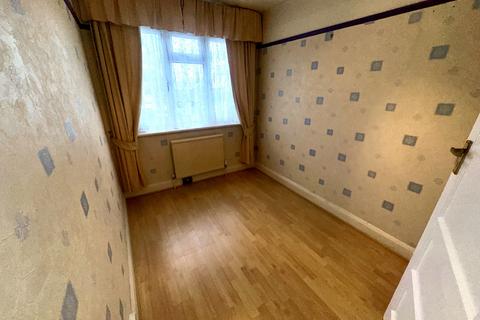 2 bedroom flat for sale, 824(A) London Road, North Cheam, Sutton