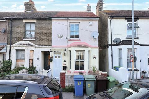 3 bedroom end of terrace house for sale, 27 Gordon Avenue, Queenborough