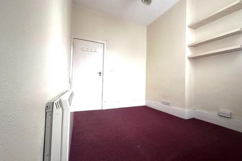 1 bedroom flat for sale, Flat 2, 34 Langney Road, Eastbourne