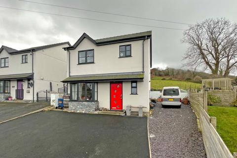 3 bedroom detached house for sale, Clynnogfawr, Caernarfon, Gwynedd, LL54