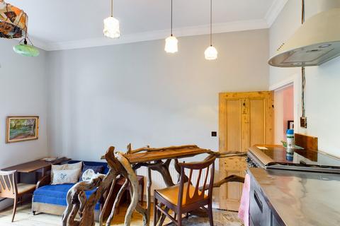 1 bedroom flat for sale, Dean Park Street, Comely Bank, Edinburgh, EH4