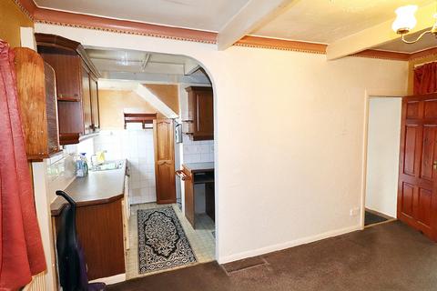 2 bedroom end of terrace house for sale, 5 Mount Pleasant, Denholme, Bradford