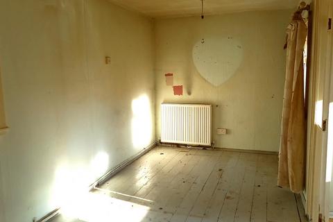 1 bedroom bungalow for sale, 5 Rover Avenue, Jaywick, Clacton-on-Sea