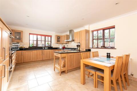 4 bedroom detached house for sale, East End, Weedon, Aylesbury, Buckinghamshire, HP22