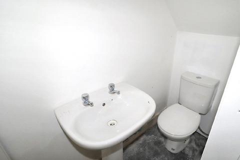 448 Wakefield Road, Huddersfield, HD5 8PS