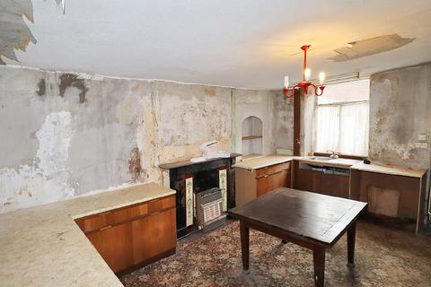 2 bedroom terraced house for sale, 61 Burnley Road, Colne